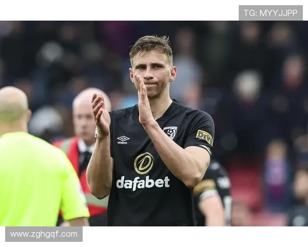 罗马诺确认:勒沃库森前锋阿德利正式加盟英超伯恩茅斯 罗马诺确认:勒沃库森前锋阿德利正式加盟英超伯恩茅斯