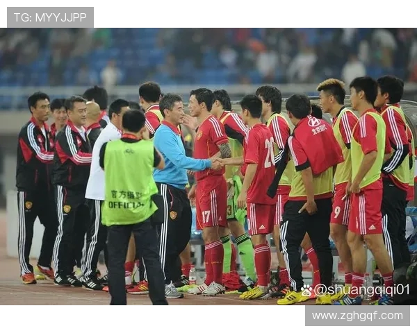 马哈德迈连续两轮执法中超 曾助国足金色三分钟绝杀巴林 马哈德迈连续两轮执法中超 曾助国足金色三分钟绝杀巴林