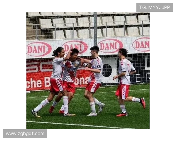 邝兆镭未进莱里达竞技一线队名单 可在U19队注册为中心 邝兆镭未进莱里达竞技一线队名单 可在U19队注册为中心