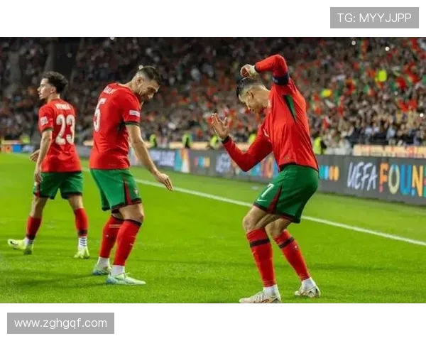 马丁内斯与B席高度赞扬C罗 渴望每天进步并追求更多荣誉