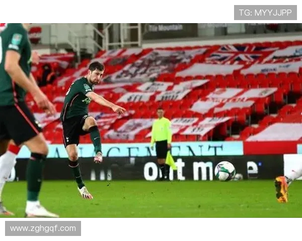 戴奇质疑角球判罚称卡塞米罗进球存误判球队仍全力为保级奋战