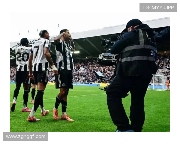 纽卡主场2比0完胜毕尔巴鄂戈登伤退丹伯恩破门乔林顿建功锁定胜局